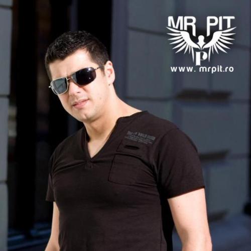 Mr. Pit - Universal Selection 083 (2013-10-22)